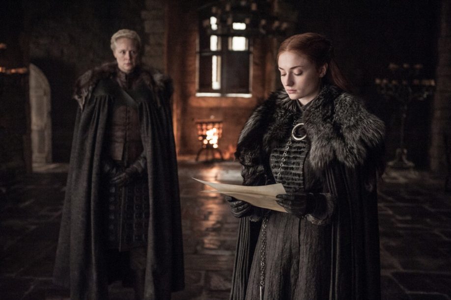 Brienne de Torth et Sansa Stark. Gwendoline Christie, Sophie Turner (crédit : Helen Sloan/HBO)