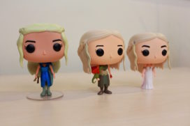 Plusieurs versions de la figurine de Daenerys (Crédit photo : Unbox.ph)