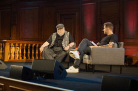 George R.R. Martin et Dan Jones - Londres (Emmanuel Center), août 2019 (© Photo par La Garde de Nuit)